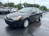 Used 2010 Ford Focus SE image 2