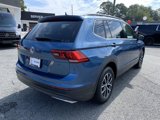 Used 2019 Volkswagen Tiguan SE w/ Panoramic Sunroof Package image 5