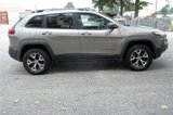 Used 2016 Jeep Cherokee Trailhawk image 6