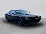 Used 2016 Dodge Challenger SXT image 6