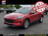 Certified 2020 Ford Escape SE image 2