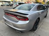 Used 2018 Dodge Charger SXT w/ Blacktop Package image 6