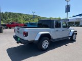 Used 2023 Jeep Gladiator Sport image 4