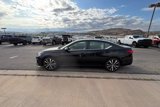 Used 2021 Nissan Altima 2.5 SR image 2