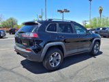 Used 2019 Jeep Cherokee Trailhawk image 4