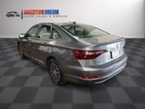 Used 2020 Volkswagen Jetta SE image 3