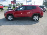 New 2025 Jeep Compass Latitude image 2
