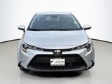 Used 2022 Toyota Corolla LE image 2