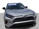 Used 2021 Toyota RAV4 LE image 5