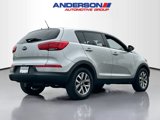 Used 2015 Kia Sportage LX image 2