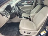 Used 2019 Volkswagen Passat 2.0T Wolfsburg image 4