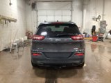 Used 2017 Jeep Cherokee Latitude image 2