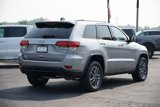 Used 2020 Jeep Grand Cherokee Limited w/ Premium Lighting Group image 3