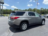 Used 2019 Chevrolet Traverse LT image 3