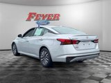 Used 2023 Nissan Altima 2.5 SV image 3