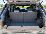 Used 2023 Volkswagen Tiguan SE R-Line image 5