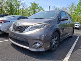 Certified 2017 Toyota Sienna SE image 3