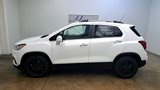 Used 2020 Chevrolet Trax LT w/ LT Convenience Package image 3