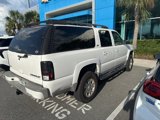 Used 2002 Chevrolet Suburban Z71 image 4