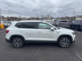 Certified 2023 Volkswagen Taos SE w/ Panoramic Sunroof Package image 4