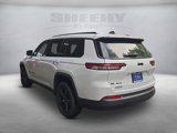 Used 2021 Jeep Grand Cherokee L Laredo image 3