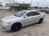 Used 2010 Toyota Camry LE image 2