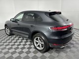 Certified 2021 Porsche Macan image 3