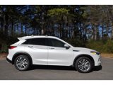 New 2025 INFINITI QX50 Luxe image 2