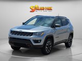 Used 2019 Jeep Compass Trailhawk image 3