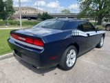 Used 2014 Dodge Challenger SXT image 2