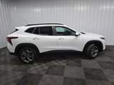 Used 2024 Chevrolet Trax LT image 2