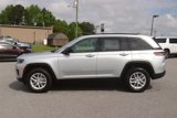 New 2025 Jeep Grand Cherokee Laredo X w/ Luxury Tech Group I image 4