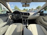 Certified 2019 Volkswagen Jetta SE image 3