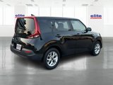 Used 2020 Kia Soul S image 3