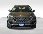 Used 2023 Ford Edge SEL image 2