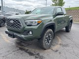 Used 2021 Toyota Tacoma TRD Off-Road image 3
