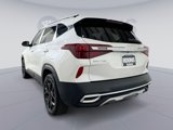 Used 2023 Kia Seltos EX image 4