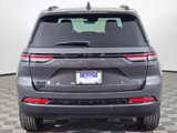 New 2025 Jeep Grand Cherokee Altitude image 4