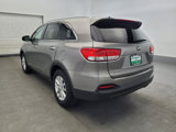 Used 2017 Kia Sorento LX image 5