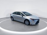 Used 2021 Toyota Corolla LE image 2