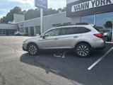 Used 2017 Subaru Outback 2.5i Limited image 4