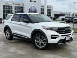 Used 2021 Ford Explorer XLT w/ Equipment Group 202A image 2