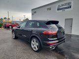 Used 2016 Porsche Cayenne S image 3