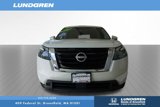 Used 2024 Nissan Pathfinder SV image 2
