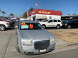 Used 2005 Chrysler 300 Touring image 2