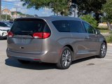 Used 2018 Chrysler Pacifica Limited w/ Tire & Wheel Group image 3