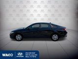 New 2025 Hyundai Elantra SE image 3