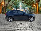 Used 2022 Volvo XC60 B5 Momentum image 2