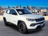 Used 2025 Jeep Compass Latitude w/ Altitude Special Edition image 4