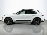 Certified 2024 Porsche Macan image 2